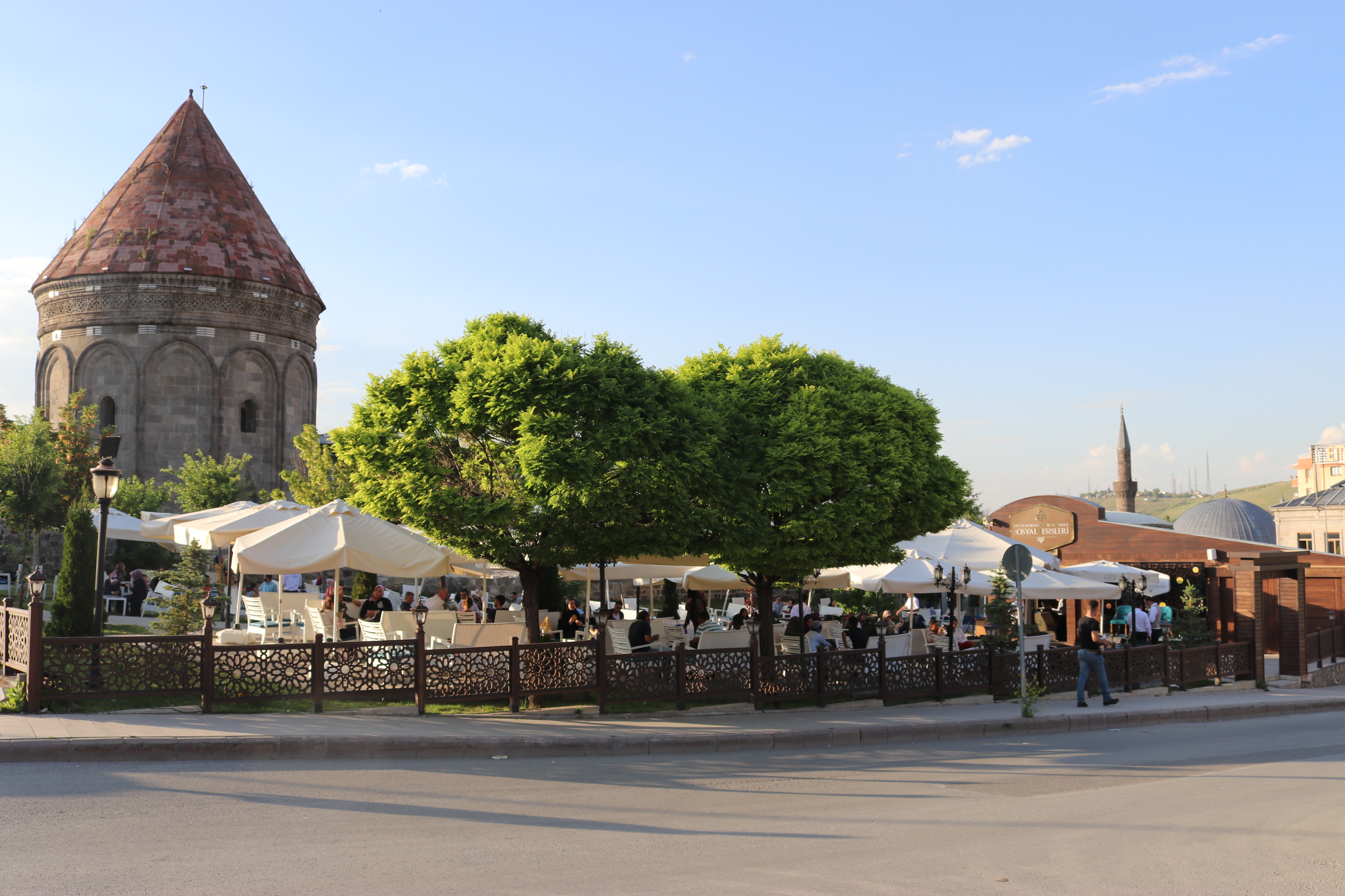 Tebriz Kapı Sanat Çarşısı